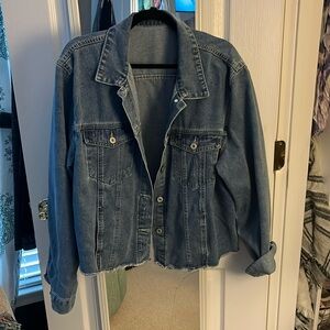 Soft cotton blend Jean jacket; 2xl, runs small; barely worn; non smoking home